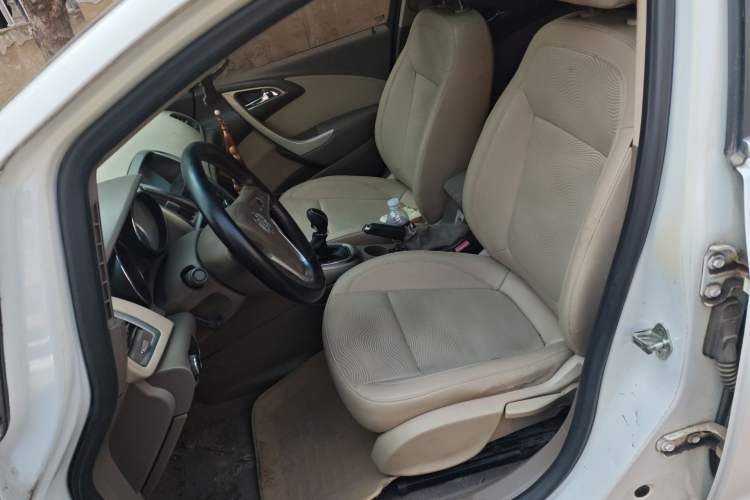 Used Buick GT 2013 GT 1.6L Manual Entry-Level Model