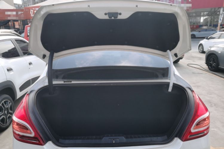 Used Peugeot 308 2014 Enjoy Edition Classic 1.6L Manual YouShang Model
