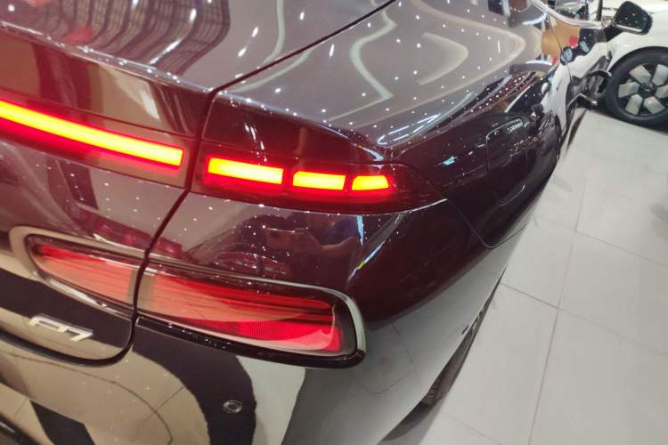 Used XPeng P7 2024 P7i 550 Pro