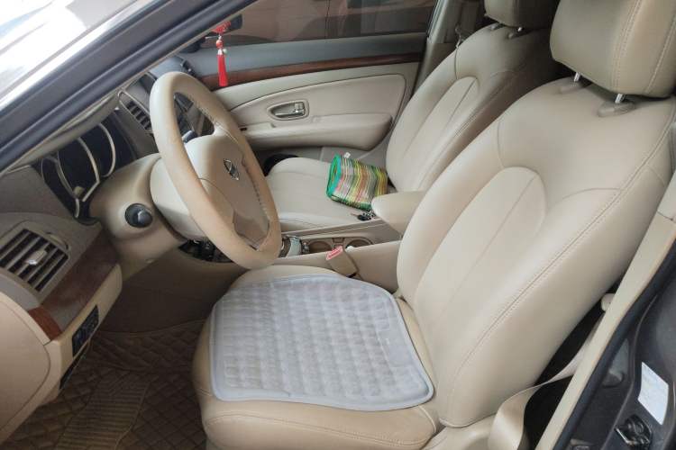 Used Nissan Sylphy 2012 Classic 1.6XE Automatic Comfort Edition Left Front Seat