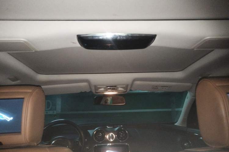 Used Jaguar XJ 2014 XJL 3.0 SC Two-Wheel-Drive Panoramic Business Edition
