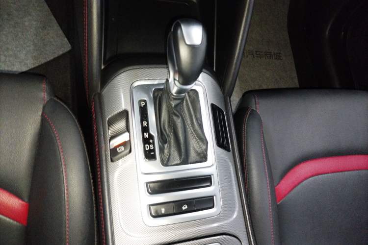 Used CHANGAN CS55 2018 1.5T Automatic Xuan Dong Model China V Standard
