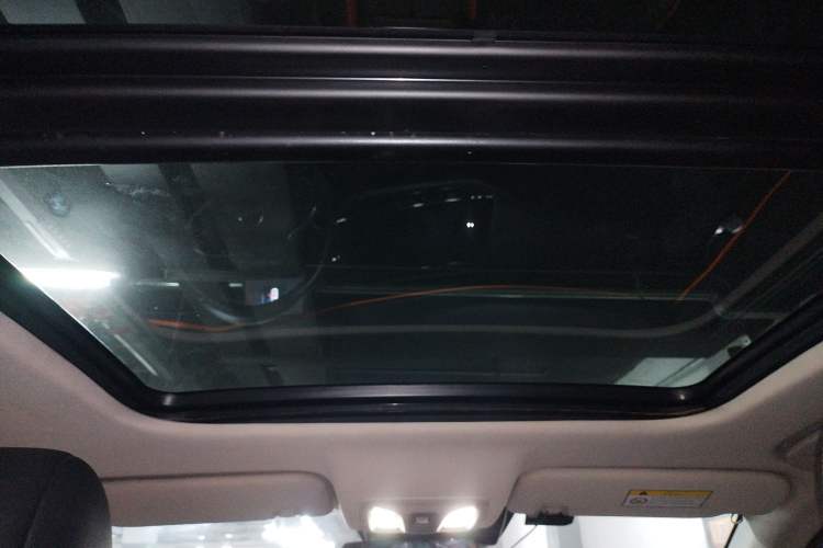 Used Dongfeng Aeolus Yixuan MAX 2023 1.5T Ultra-Stylish Trendsetting Dad Edition Headliner