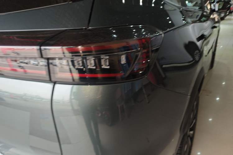 Used Chery Tiggo 8 PLUS 2025 290TGDI DCT Prestige 5-Seater
