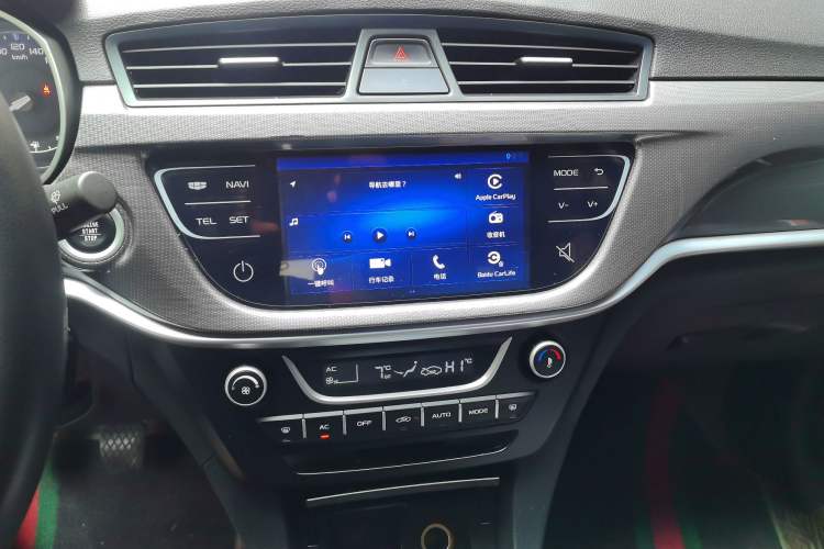 Used Geely Auto Emgrand 2017 Sedan Million Edition 1.5L Manual - Upward Version