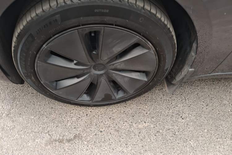 Used Tesla Model 3 2023 Rear-Wheel-Drive Version