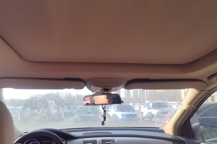 Used Mercedes-Benz R-Class 2011 R 350 L 4MATIC Headliner