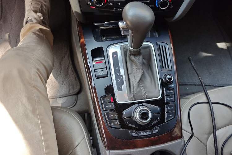 Used Audi A4L 2010 2.0 TFSI Technology Edition