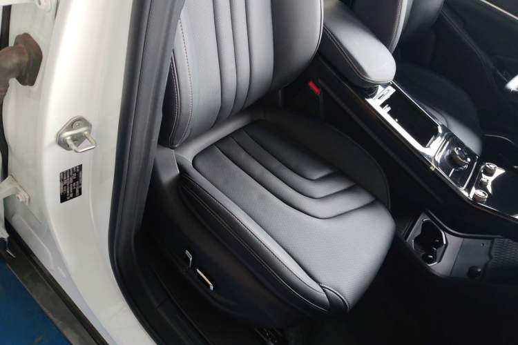 Used NETA U 2022 Zhi400 Pro Lithium Iron Phosphate
