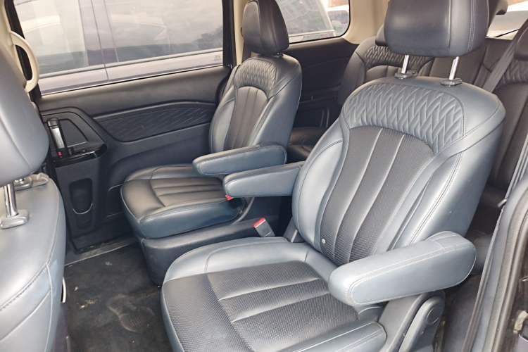 Used CHANGAN OSHAN Cosmos EV 2020 LingShang Model Left Rear Seat