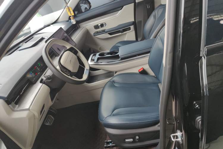 Used JETOUR Dashing i-DM 2022 1.5T DHT Lightning 01