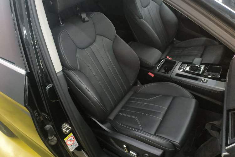 Used Audi Q5L 2024 40 TFSI Fashion Dynamic Model
