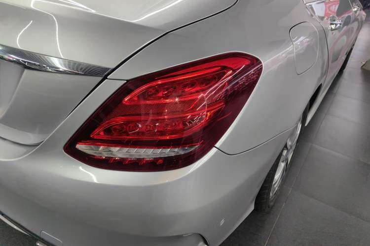 Used Mercedes-Benz C-Class 2015 C 200 L Sport Edition
