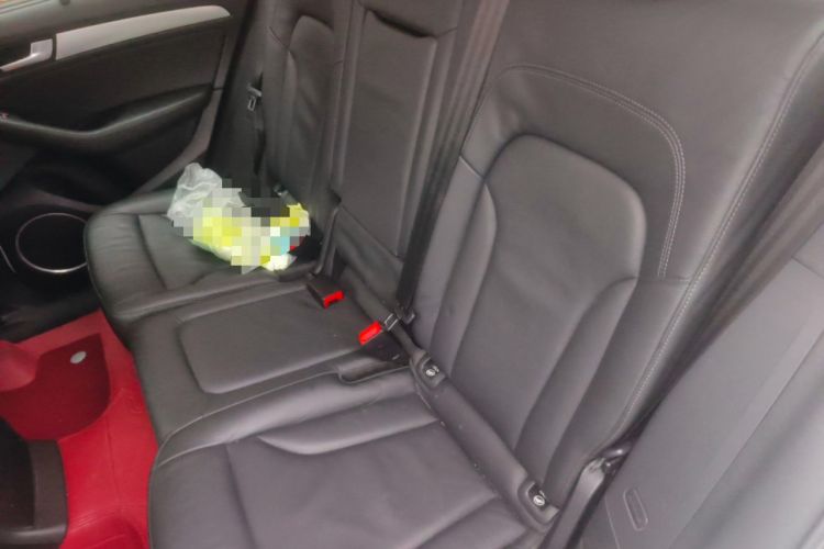 Used Audi Q5 2013 45 TFSI quattro Sport Edition Left Rear Seat