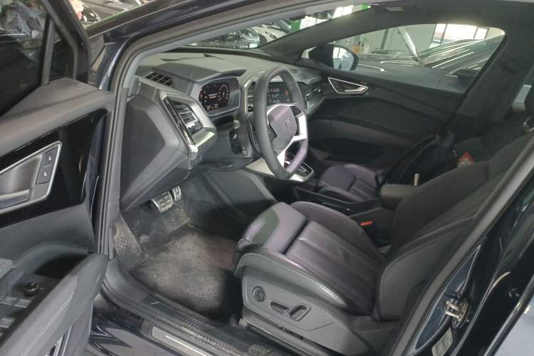 Used Audi Q4 e-tron 2022 40 e-tron Adventure Edition