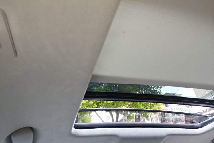 Used Hongqi HS7 2021 3.0T Automatic All-Wheel Drive Smart Connect Flagship Edition Headliner