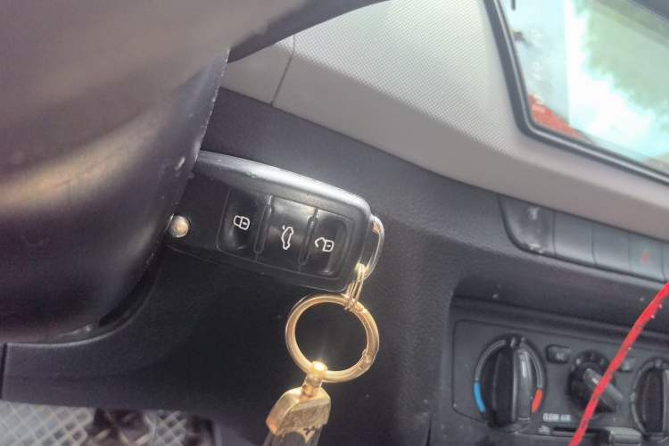 Used Skoda Fabia 2016 1.4L Automatic Car Enjoy Edition
