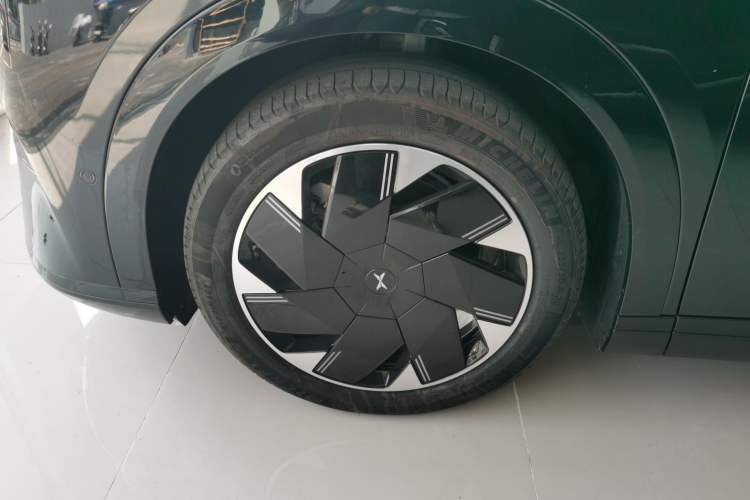 Used XPeng X9 2024 702 Ultra-Long Range Max