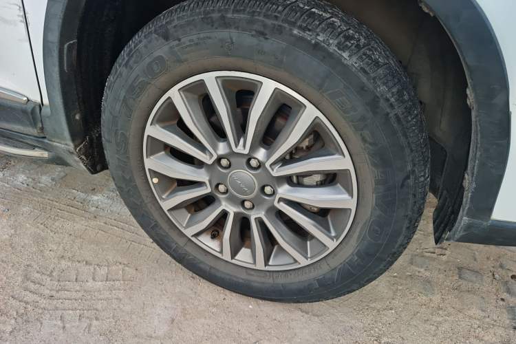 Used Haval H6 2015 Sport Edition 1.5T Automatic Two-Wheel Drive Luxury Model
