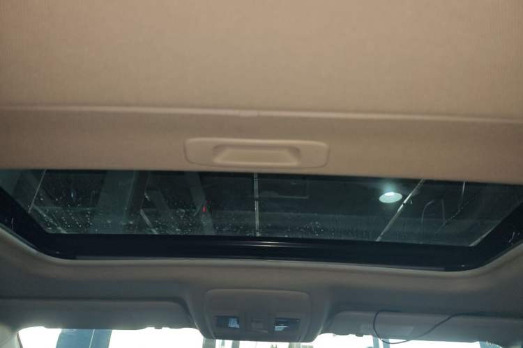 Used Mazda 3 Axela 2016 Sedan 1.5L Automatic Luxury Model