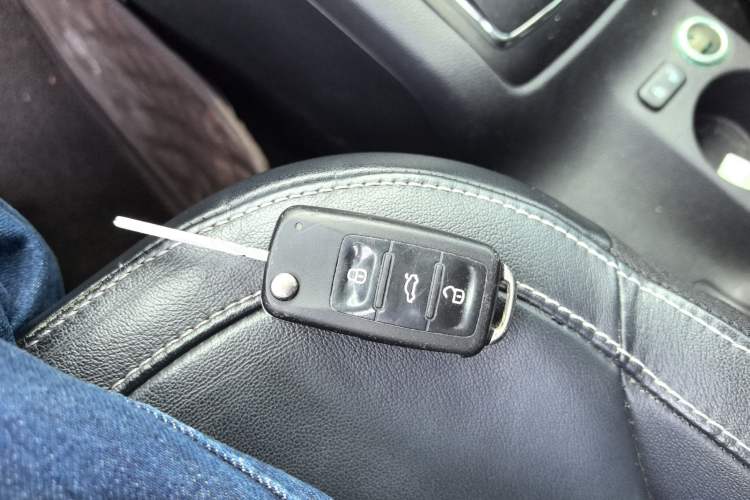 Used Skoda Yeti 2017 TSI280 DSG Car Enjoy Brothers Edition Interior 1