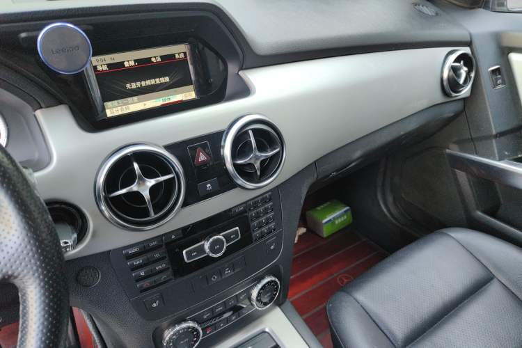 Used Mercedes-Benz GLK-Class 2013 GLK 300 4MATIC Dynamic Sunroof Model Audio And AC Panel