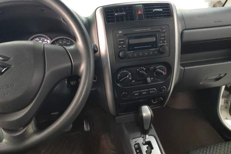 Used Suzuki Jimny 2015 1.3 AT JLX