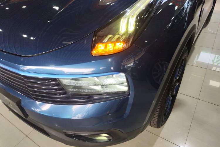 Used Lynk & Co 01 2019 2.0T Two-Wheel Drive Zhaopu Version China VI Standard
