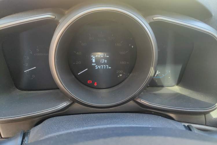 Used CHANGAN OSHAN CX70 2016 1.6L Manual Luxury Model
