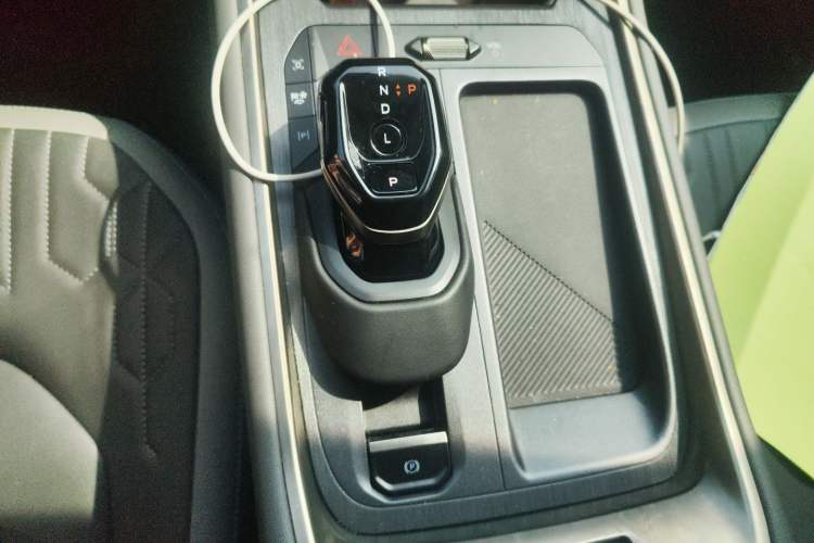 Used Ford Edge 2023 Ford Explorer L 2.0T EcoBoost E-Hybrid Two-Wheel Drive 7-Seater Luxury Model
