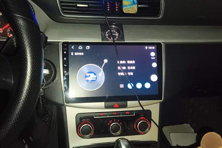 Used Volkswagen Magotan 2013 1.8TSI Comfort Model Audio And AC Panel