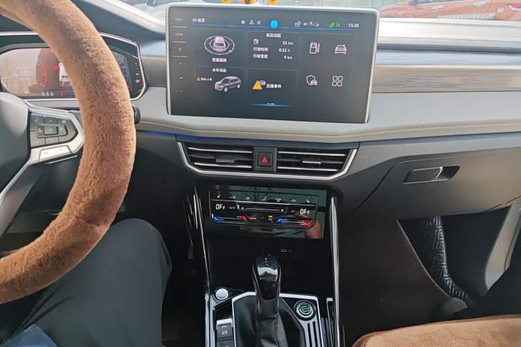 Used Volkswagen Tayron 2023 380TSI Four-Wheel Drive R-Line High-Energy Version Audio And AC Panel