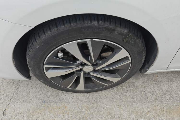 Used Peugeot 408 2020 360THP 10th Anniversary Edition Left Front Wheel Hub