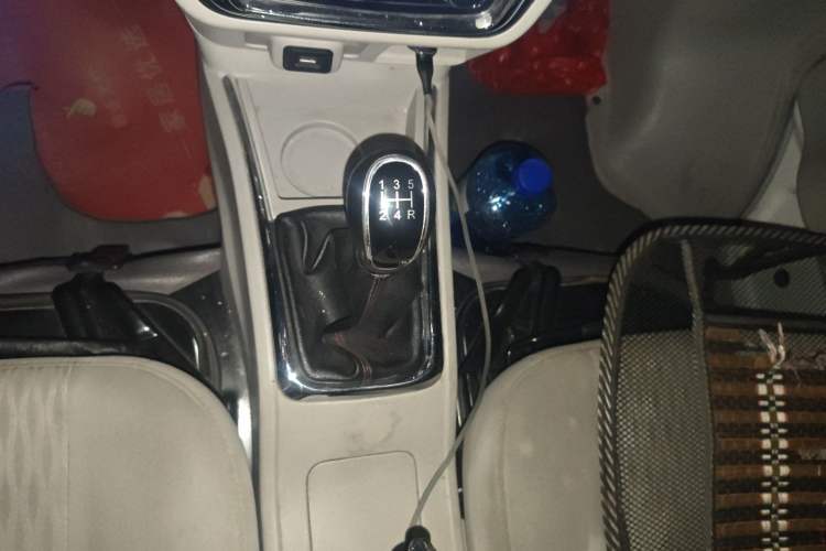 Used Jinbei Hiace X30 2021 1.5L Wealthy Single-Steaming Air-Conditioned Version Bus China VI Standard SWC15M
