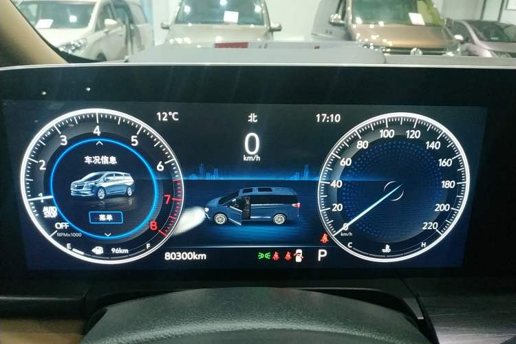 Used Buick GL8 2021 ES Landtrek 653T Luxury Model
