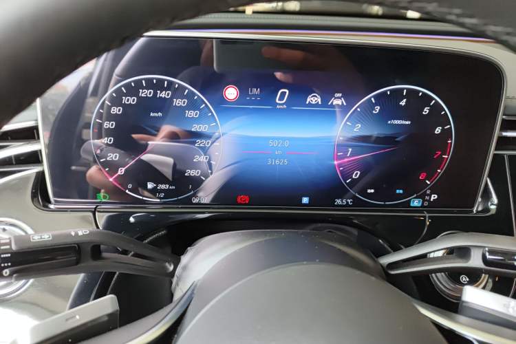 Used Mercedes-Benz E-Class 2024 Facelift E 300 L Luxury Edition Instrument Cluster