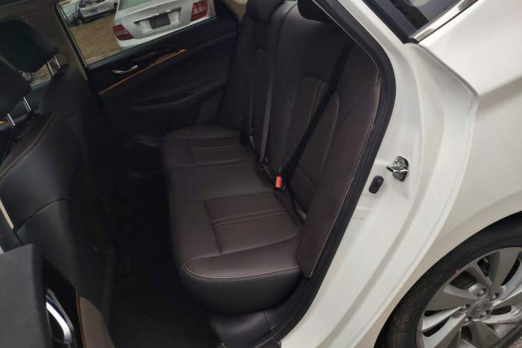 Used Changan Eado DT 2018 1.6L Automatic Smart Enjoyment Model
