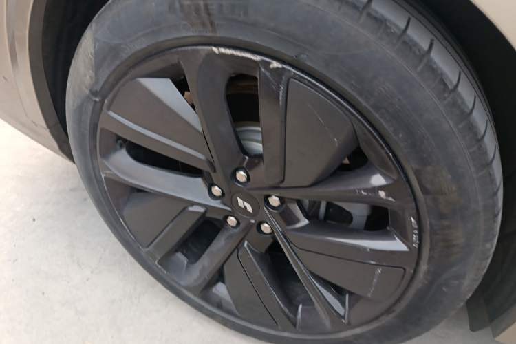 Used Li Auto L8 2023 Pro Model