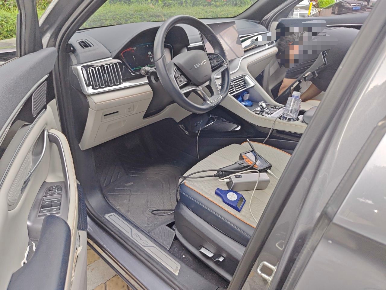 BYD Song PLUS New Energy 2023 Champion Edition EV 520KM Flagship Model — снимка 15