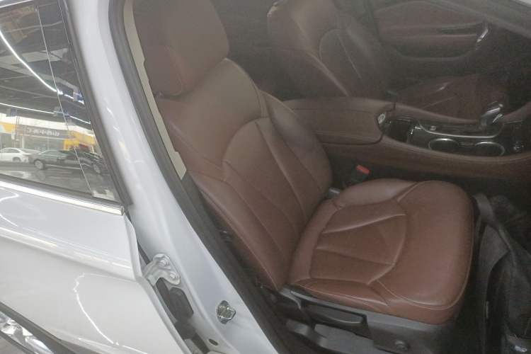 Used Buick Envision 2020 28T Four-Wheel Drive Elite Version
