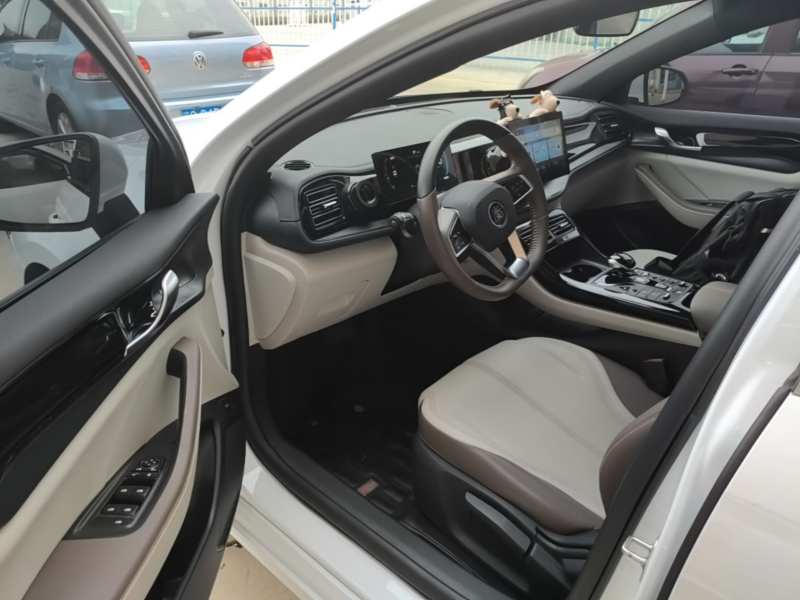 Used BYD Qin PLUS 2024 HONOR Edition DM-i 55KM Leading Model — 15