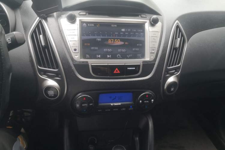 Used Hyundai ix35 2012 2.0L Automatic Two-Wheel Drive Elite Edition GLS