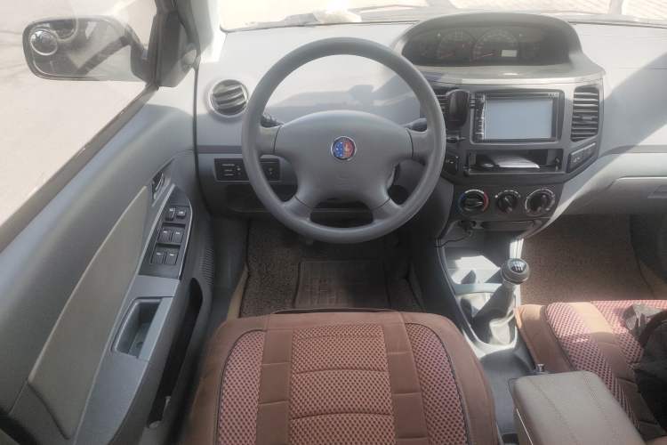 Used Geely Auto Diamond 2013 1.5L Manual Entry-Level Model Steering Wheel