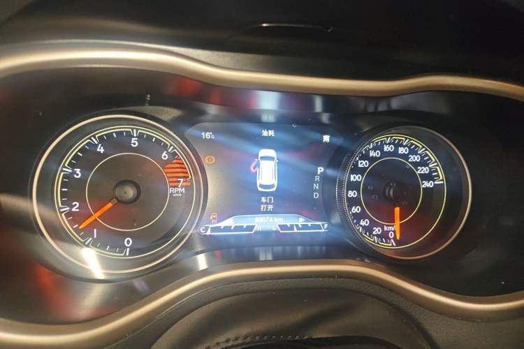 Used Jeep Cherokee 2016 2.0L Superior Edition Instrument Cluster