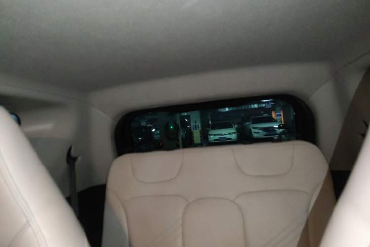 Used Chery QQ Little Ant 2021 200 000-Yuan Ant Fan Edition Talent Version Lithium Iron Phosphate 301 km Left Rear Seat