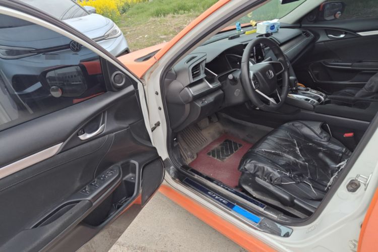 Used Honda Civic 2016 220TURBO CVT Luxury Edition
