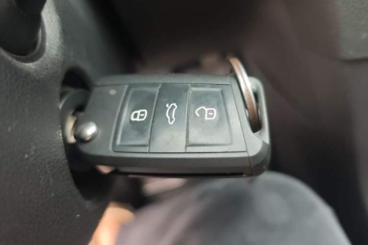 Used Volkswagen Golf 2015 1.4TSI Automatic Comfort Model Vehicle Key