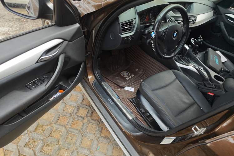 Used BMW X1 2012 sDrive18i Luxury Model