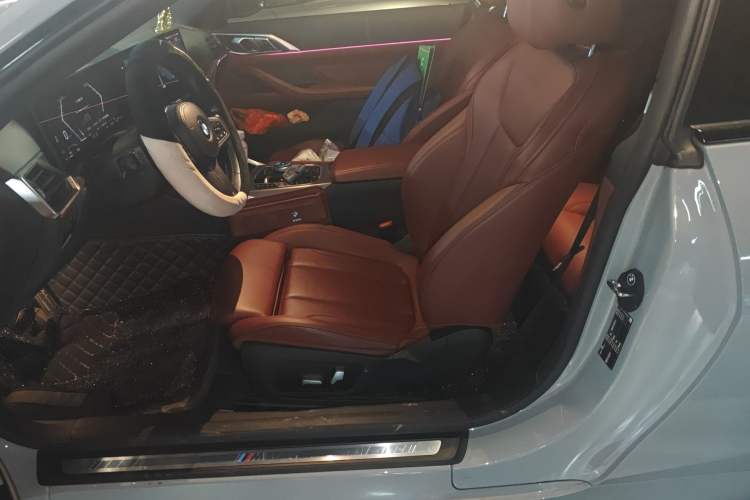 Used BMW 4 Series 2023 425i M Sport Night Edition Left Front Seat