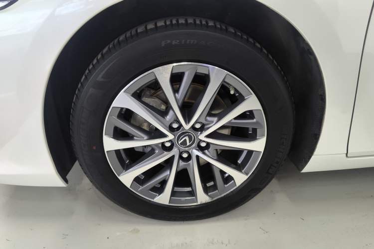 Used Lexus ES 2022 200 Excellence Edition
